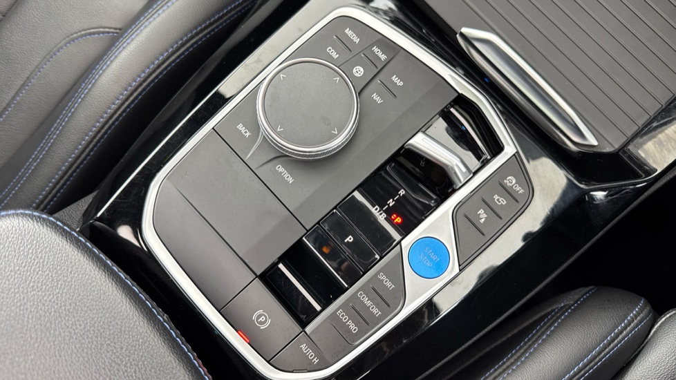 BMW iX3 210kW M Sport Pro 80kWh 5dr Auto Electric Estate - Image 19