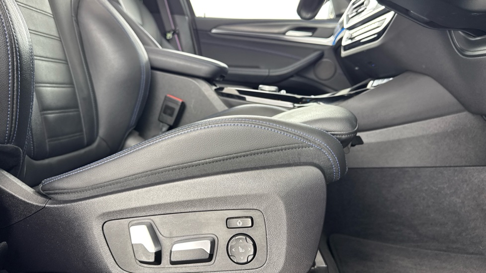 BMW iX3 210kW M Sport Pro 80kWh 5dr Auto Electric Estate - Image 47