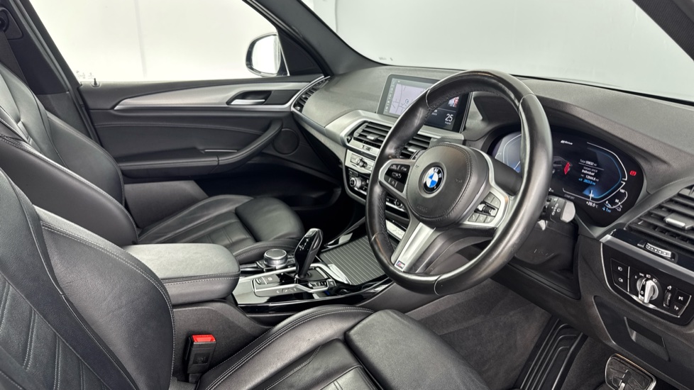 BMW X3 xDrive 30e M Sport 5dr Auto Estate - Image 6