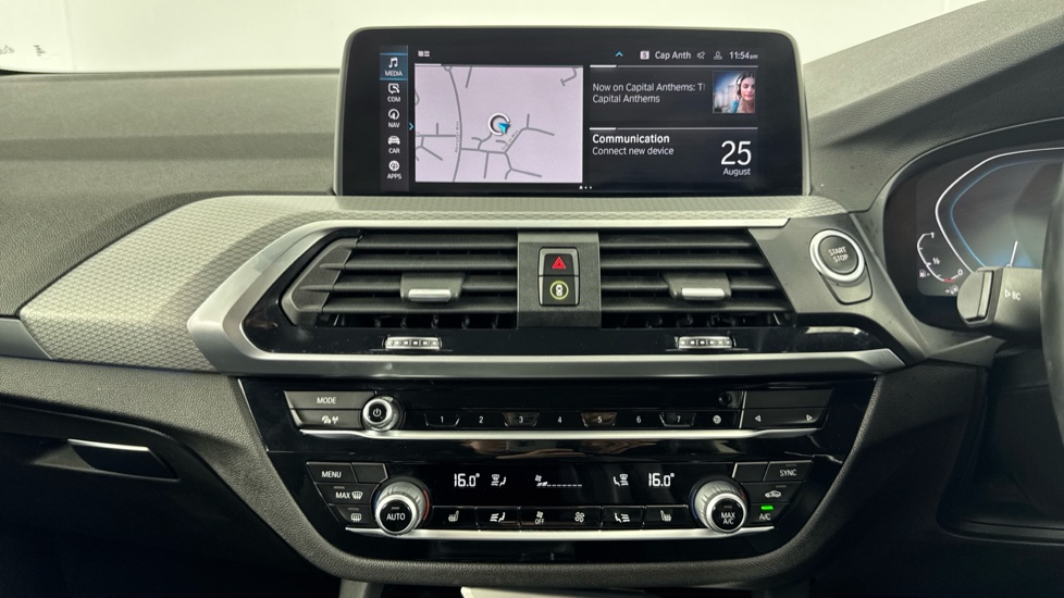 BMW X3 xDrive 30e M Sport 5dr Auto Estate - Image 8