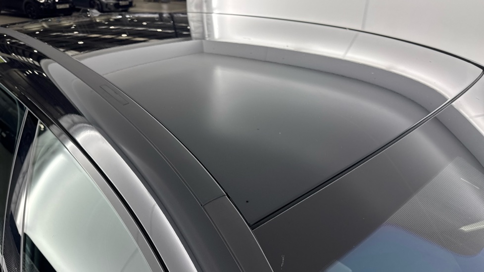 BMW iX 240kW xDrive40 M Sport 76.6kWh 5dr Auto Electric Estate - Image 21