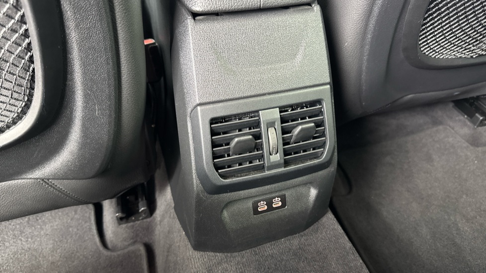 BMW 1 Series 118i M Sport 5dr Step Auto Petrol Hatchback - Image 38