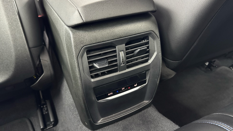 BMW 2 Series 220i M Sport 2dr Step Auto Petrol Coupe - Image 39