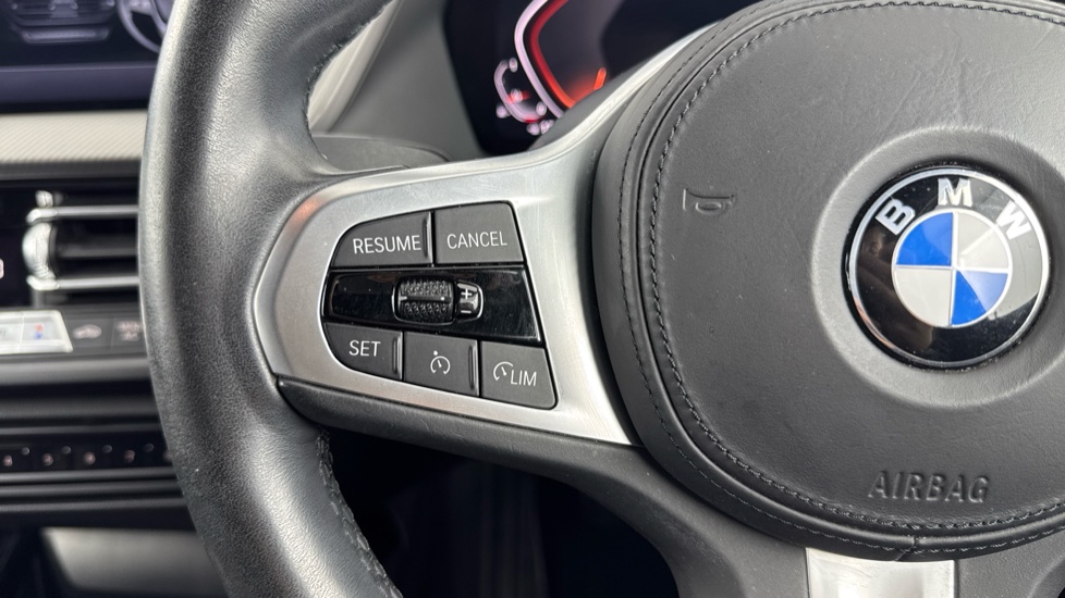 BMW 1 Series 118i [136] M Sport 5dr [Live Cockpit Professional] Petrol Hatchback - Image 17