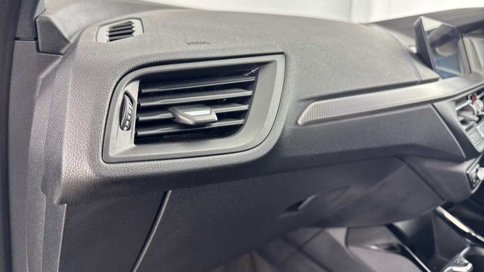 BMW 1 Series 118i [136] M Sport 5dr [Live Cockpit Professional] Petrol Hatchback - Image 33