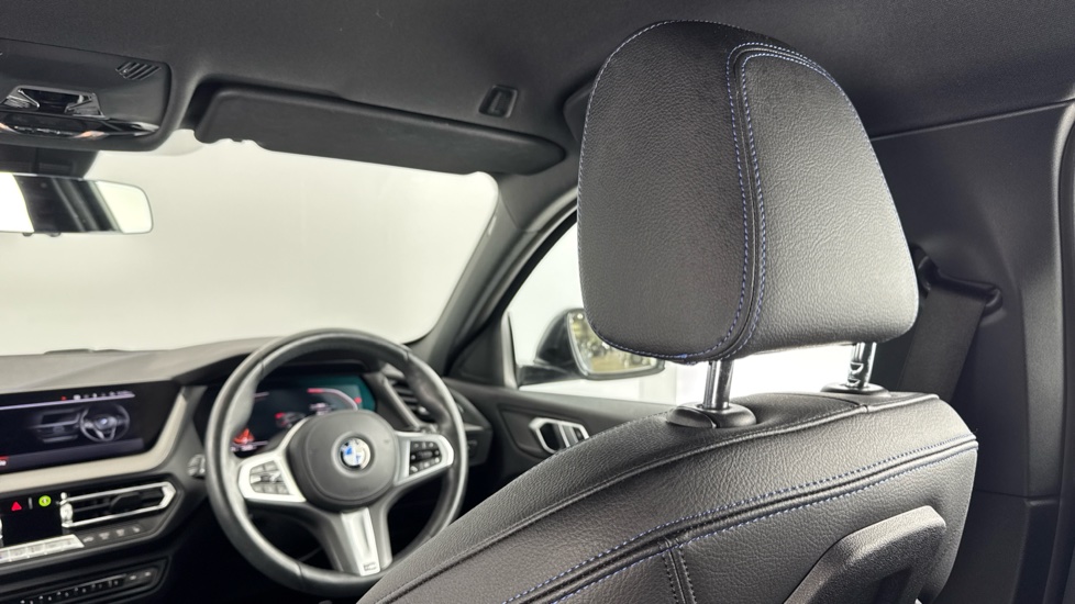 BMW 1 Series 118i [136] M Sport 5dr [Live Cockpit Professional] Petrol Hatchback - Image 39