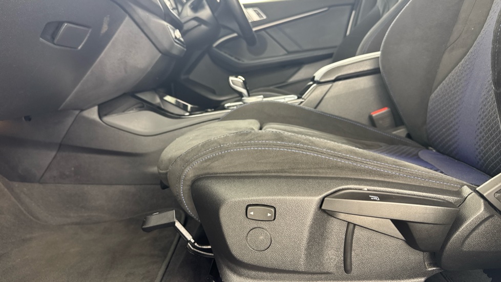 BMW 1 Series M135i xDrive 5dr Step Auto Petrol Hatchback - Image 34