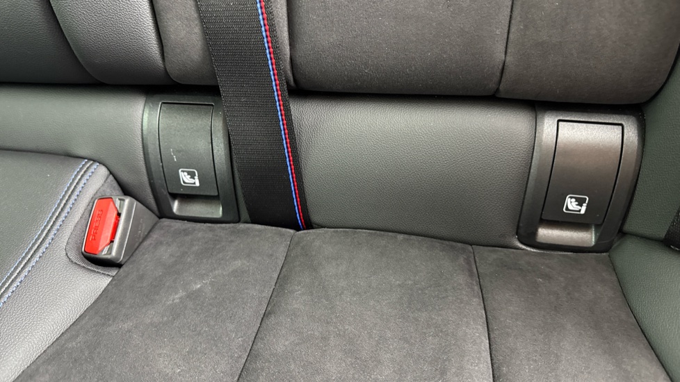 BMW 3 Series 320d xDrive MHT M Sport 5dr Step Auto [Pro Pack] Diesel Estate - Image 40