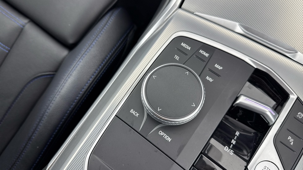 BMW 3 Series M340d xDrive MHT 4dr Step Auto Diesel Saloon - Image 34