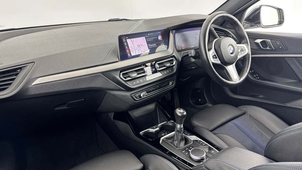 BMW 1 Series 118i [136] M Sport 5dr [Live Cockpit Professional] Petrol Hatchback - Image 7