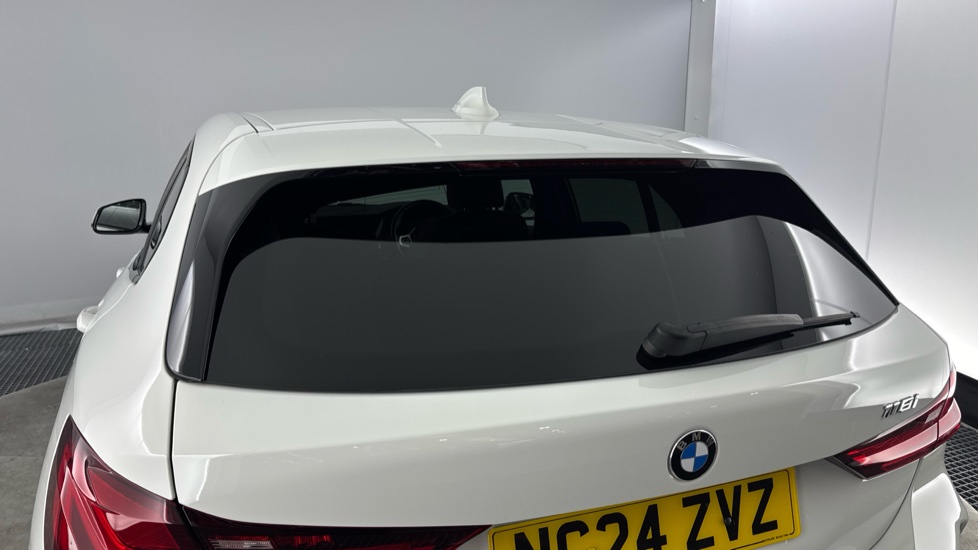 BMW 1 Series 118i [136] M Sport 5dr [Live Cockpit Professional] Petrol Hatchback - Image 25