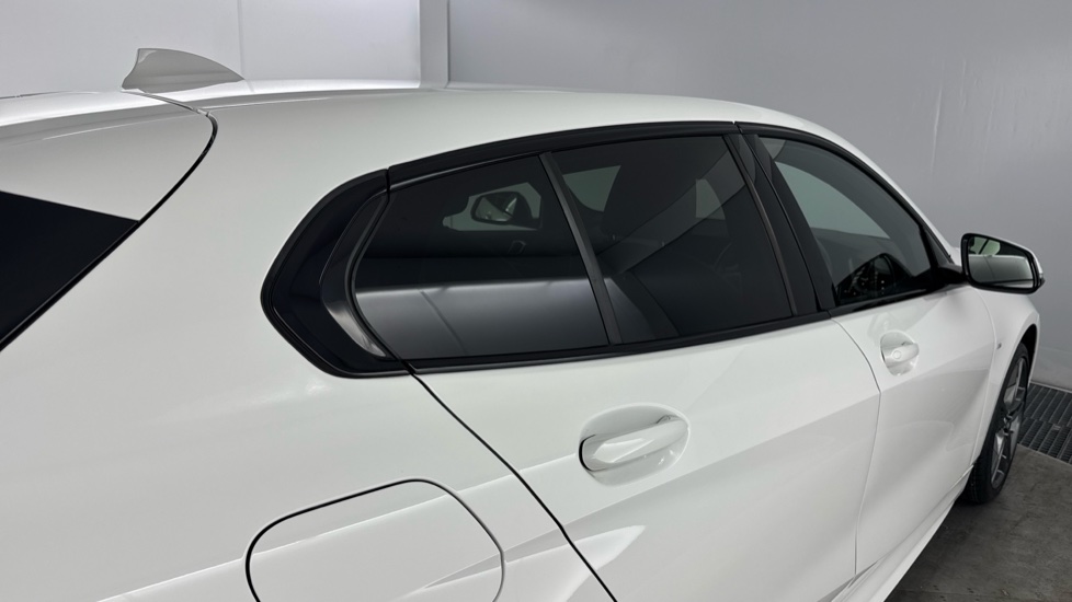 BMW 1 Series 118i [136] M Sport 5dr [Live Cockpit Professional] Petrol Hatchback - Image 26
