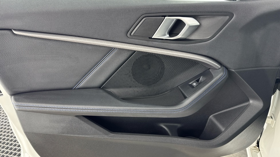 BMW 1 Series 118i [136] M Sport 5dr [Live Cockpit Professional] Petrol Hatchback - Image 31