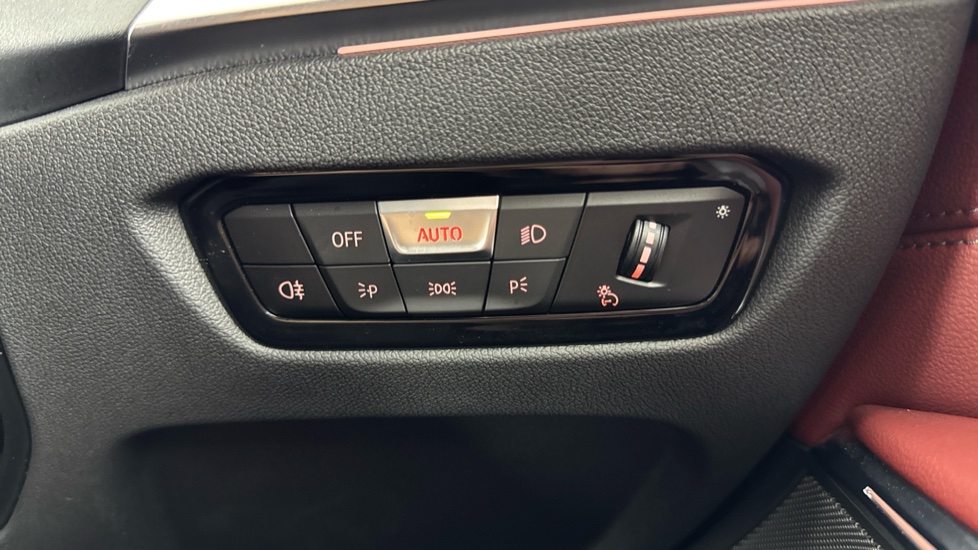 BMW 3 Series 320i M Sport 4dr Step Auto [Tech Pack] Petrol Saloon - Image 47
