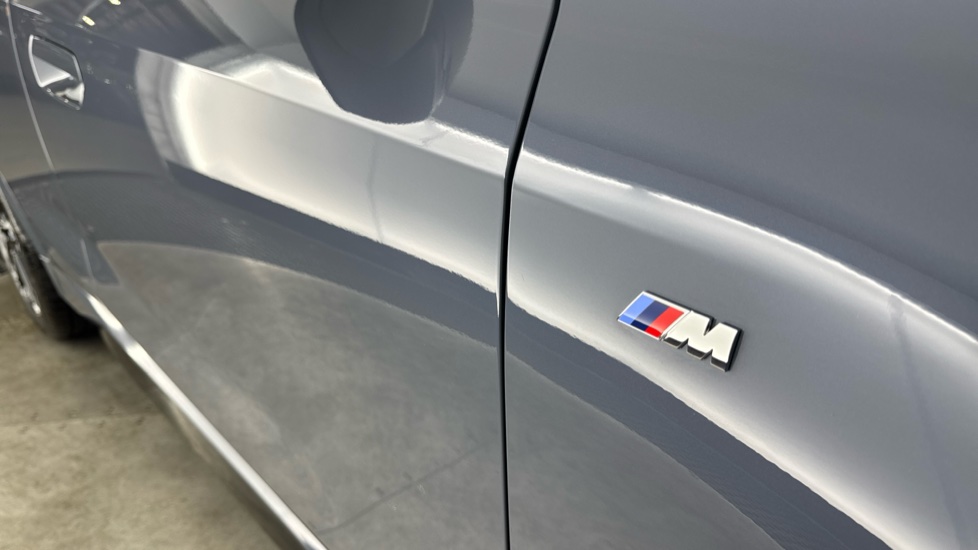 BMW X1 sDrive 20i MHT M Sport 5dr Step Auto Petrol Estate - Image 32