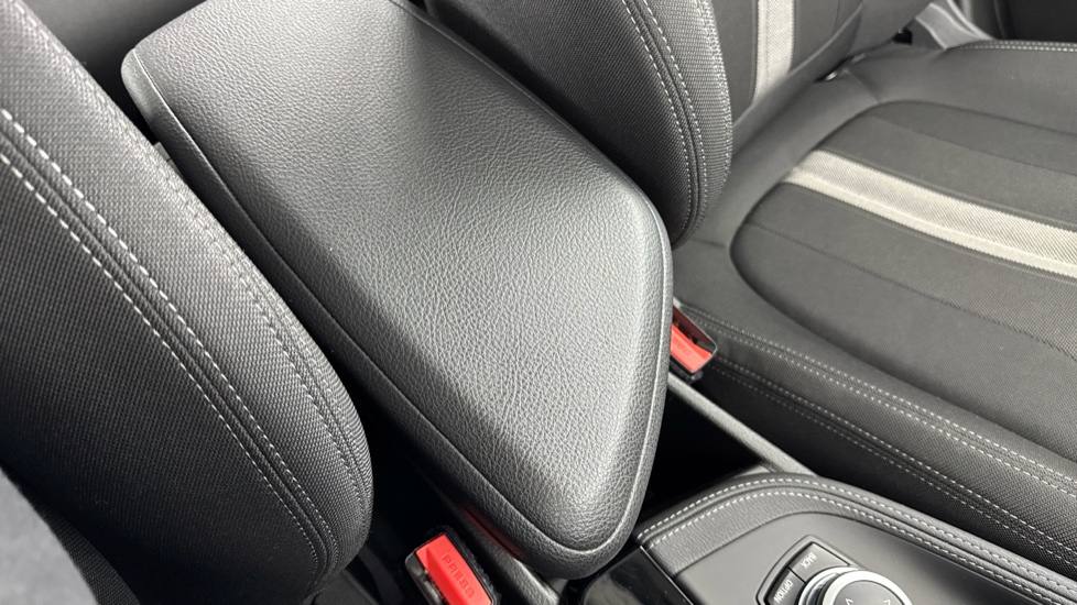 BMW X2 sDrive 18i Sport 5dr Petrol Hatchback - Image 57