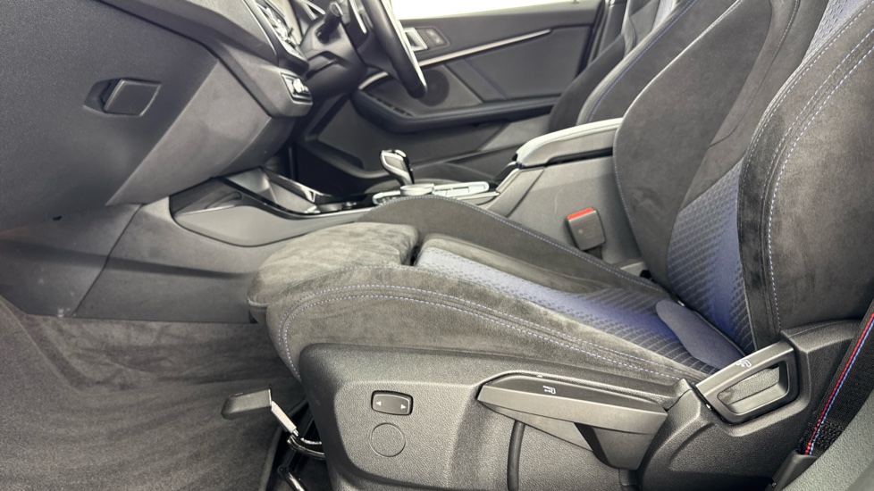 BMW 1 Series M135i xDrive 5dr Step Auto Petrol Hatchback - Image 34