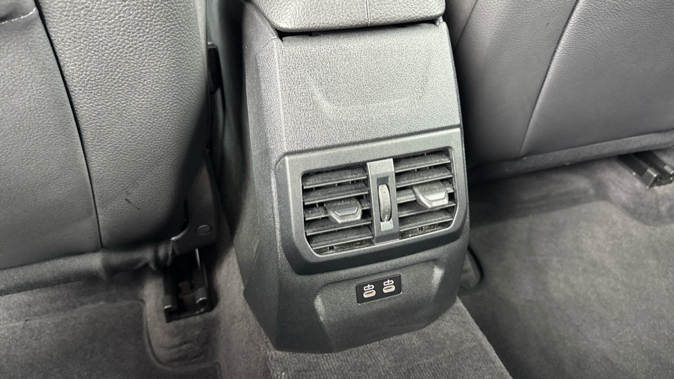 BMW 1 Series M135i xDrive 5dr Step Auto Petrol Hatchback - Image 40