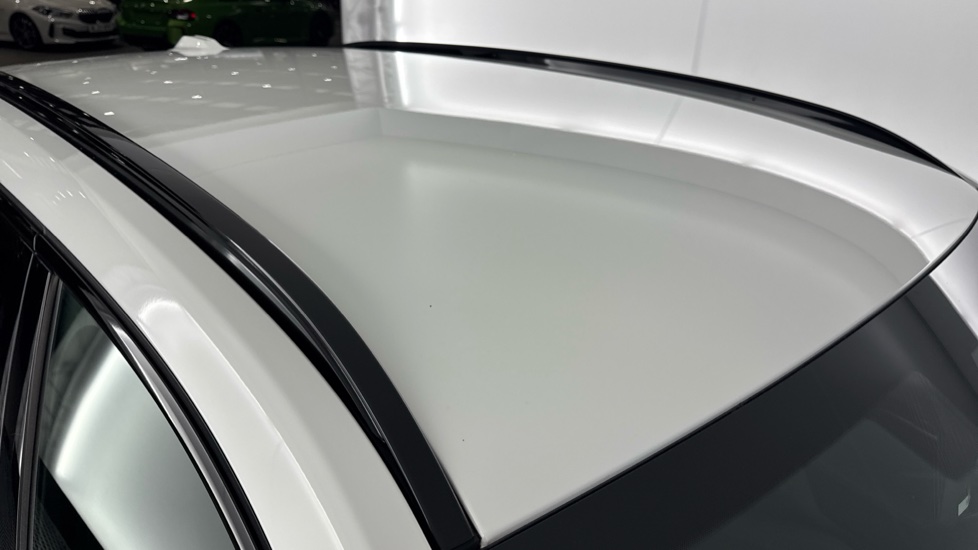 BMW iX1 150kW eDrive20 M Sport 65kWh 5dr Auto Electric Estate - Image 21