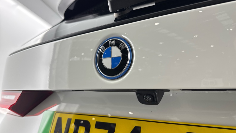 BMW iX1 150kW eDrive20 M Sport 65kWh 5dr Auto Electric Estate - Image 25