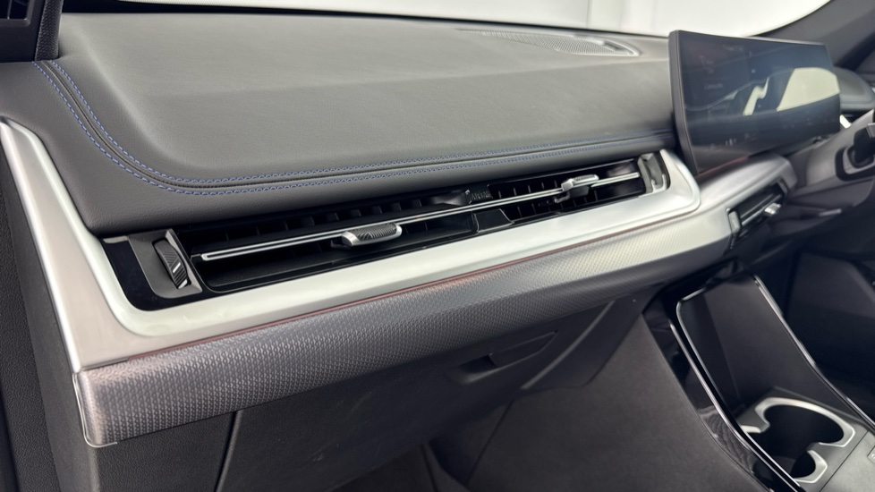 BMW iX1 150kW eDrive20 M Sport 65kWh 5dr Auto Electric Estate - Image 36