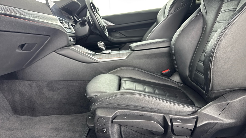 BMW 4 Series 420d MHT M Sport 2dr Step Auto Diesel Coupe - Image 33