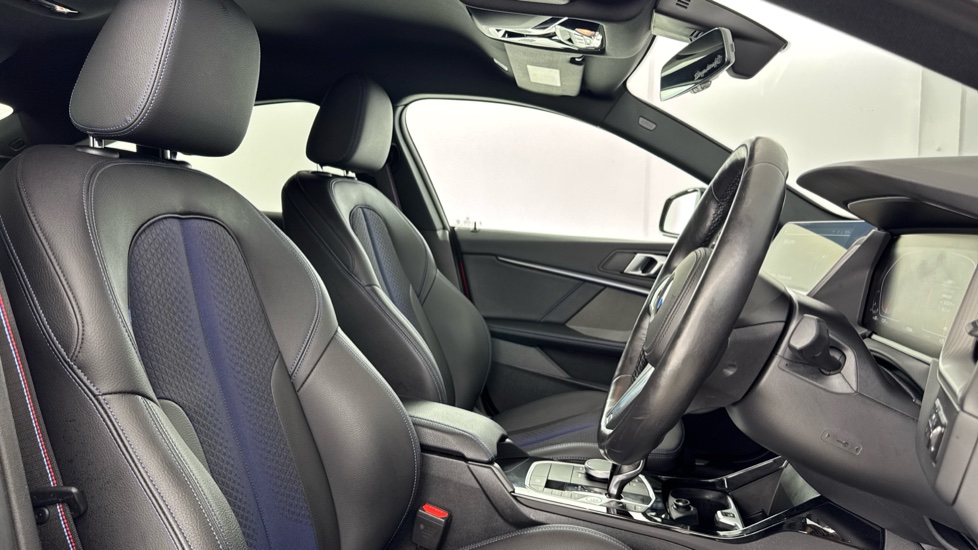 BMW 2 Series 218i [136] M Sport 4dr DCT Petrol Saloon - Image 11