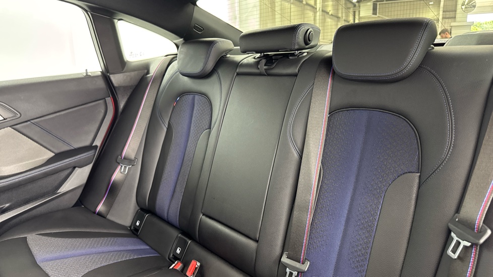 BMW 2 Series 218i [136] M Sport 4dr DCT Petrol Saloon - Image 12
