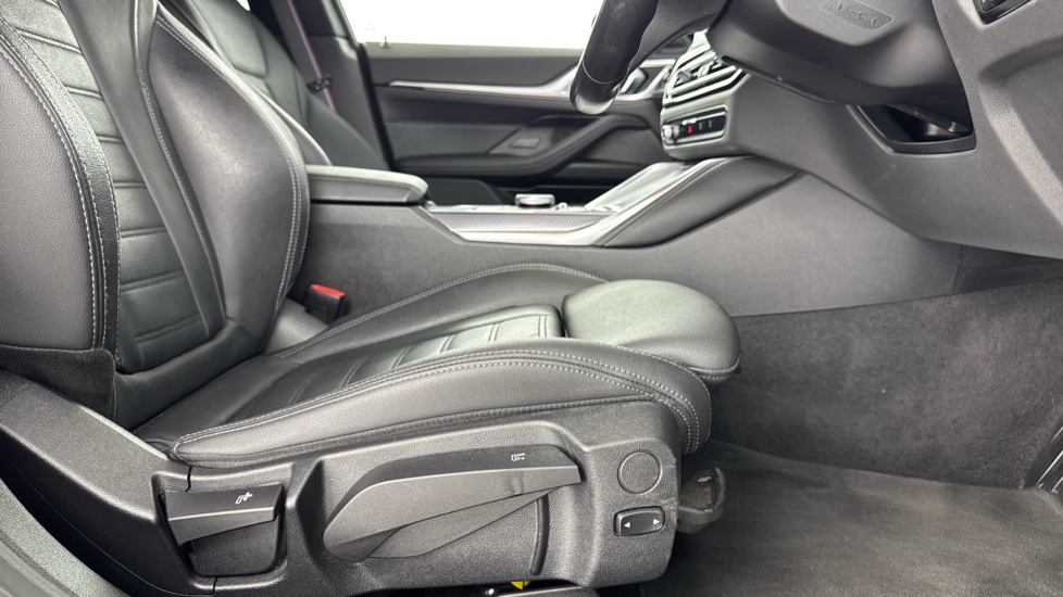 BMW 4 Series 420i M Sport 5dr Step Auto [Tech/Pro Pack] Petrol Hatchback - Image 43