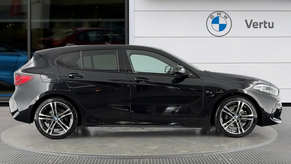 BMW 1 Series 118i [136] M Sport 5dr Step Auto [LCP] Petrol Hatchback - Image 3