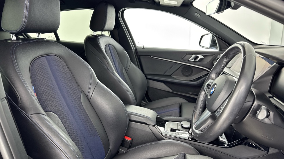BMW 1 Series 118i [136] M Sport 5dr Step Auto [LCP] Petrol Hatchback - Image 11