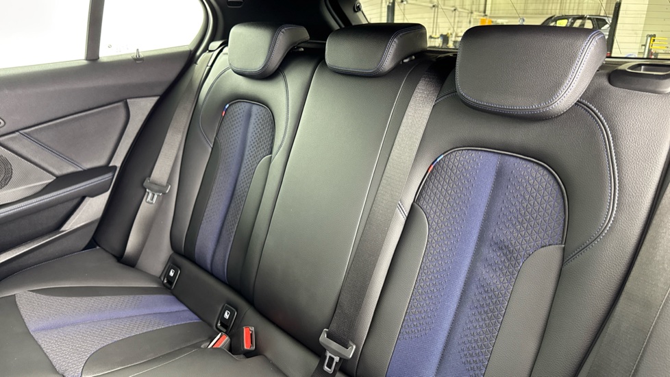BMW 1 Series 118i [136] M Sport 5dr Step Auto [LCP] Petrol Hatchback - Image 12