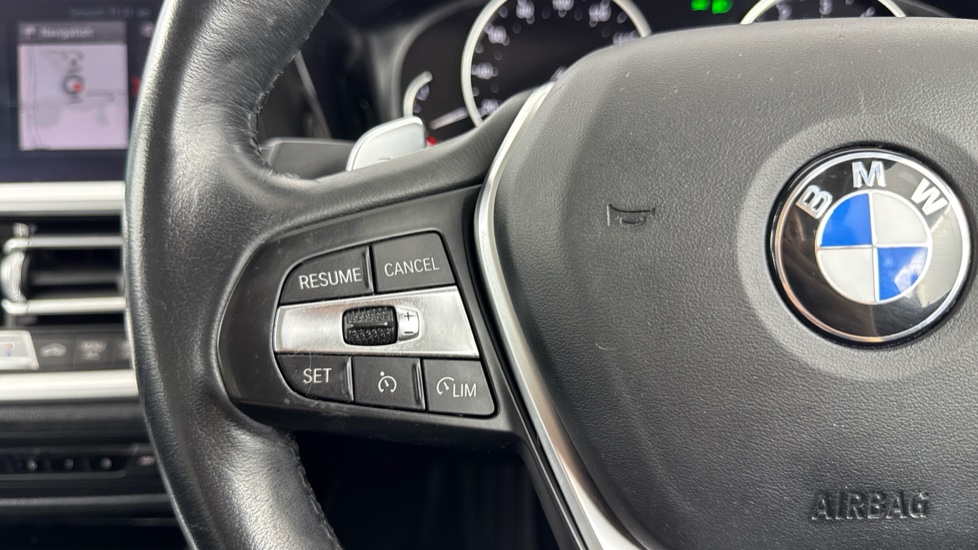 BMW 3 Series 320i xDrive SE 4dr Step Auto Petrol Saloon - Image 17