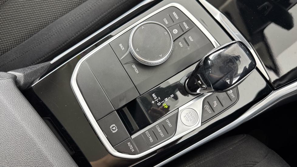 BMW 3 Series 320i xDrive SE 4dr Step Auto Petrol Saloon - Image 19