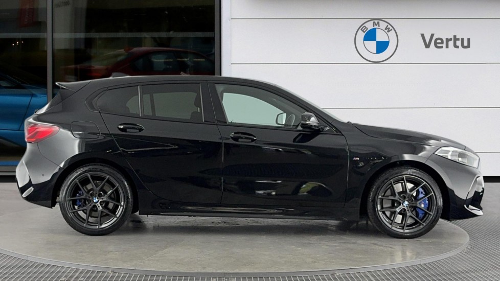 BMW 1 Series 118i [136] M Sport 5dr Step Auto [LCP/Tech pk] Petrol Hatchback - Image 3