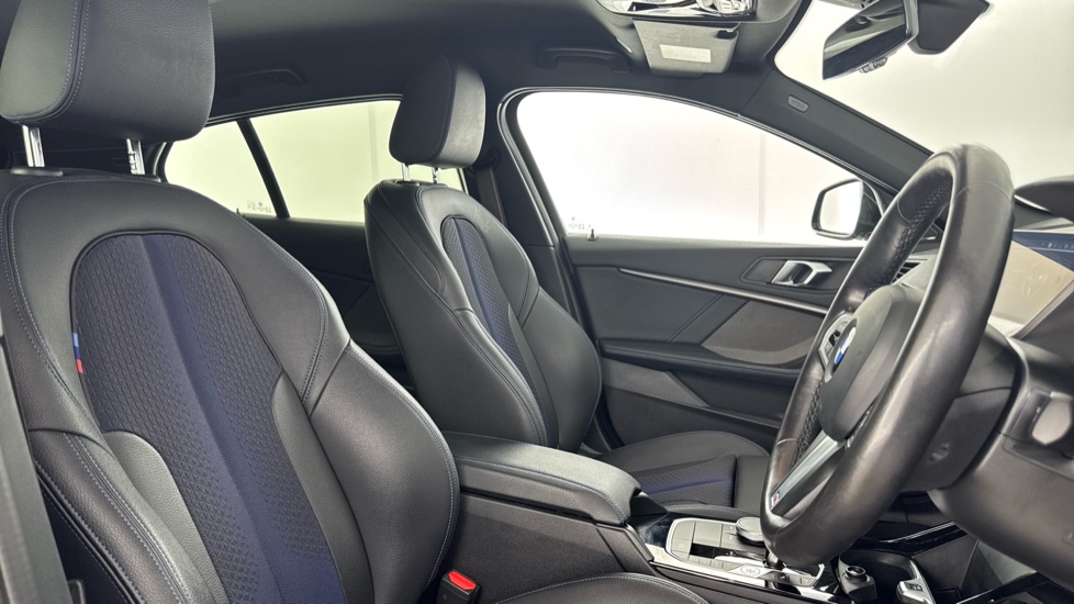 BMW 1 Series 118i [136] M Sport 5dr Step Auto [LCP/Tech pk] Petrol Hatchback - Image 11