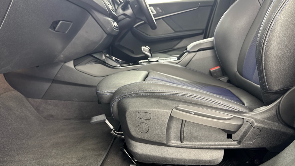BMW 1 Series 118i [136] M Sport 5dr Step Auto [LCP/Tech pk] Petrol Hatchback - Image 34