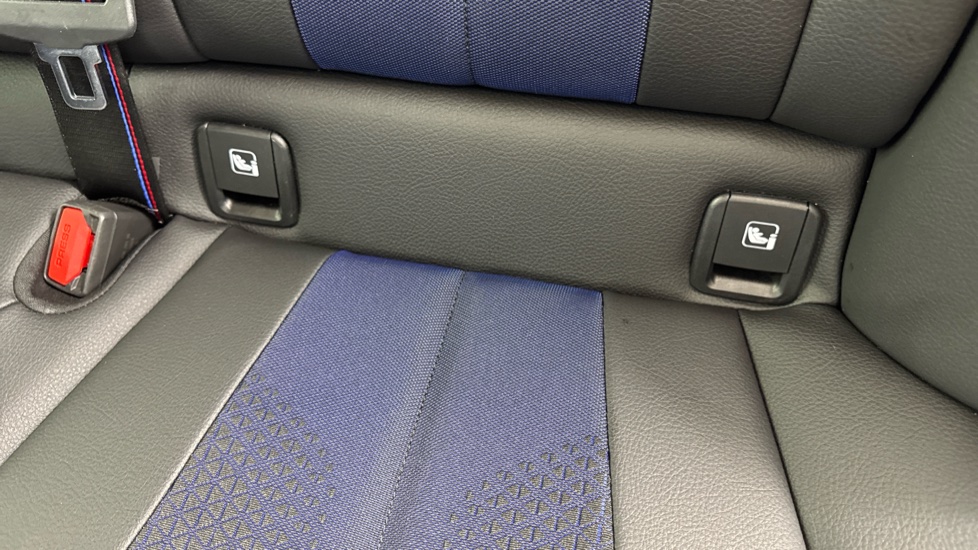 BMW 1 Series 118i [136] M Sport 5dr Step Auto [LCP/Tech pk] Petrol Hatchback - Image 37