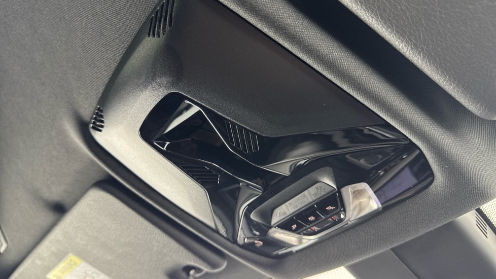 BMW 1 Series 118i [136] M Sport 5dr Step Auto [LCP/Tech pk] Petrol Hatchback - Image 52