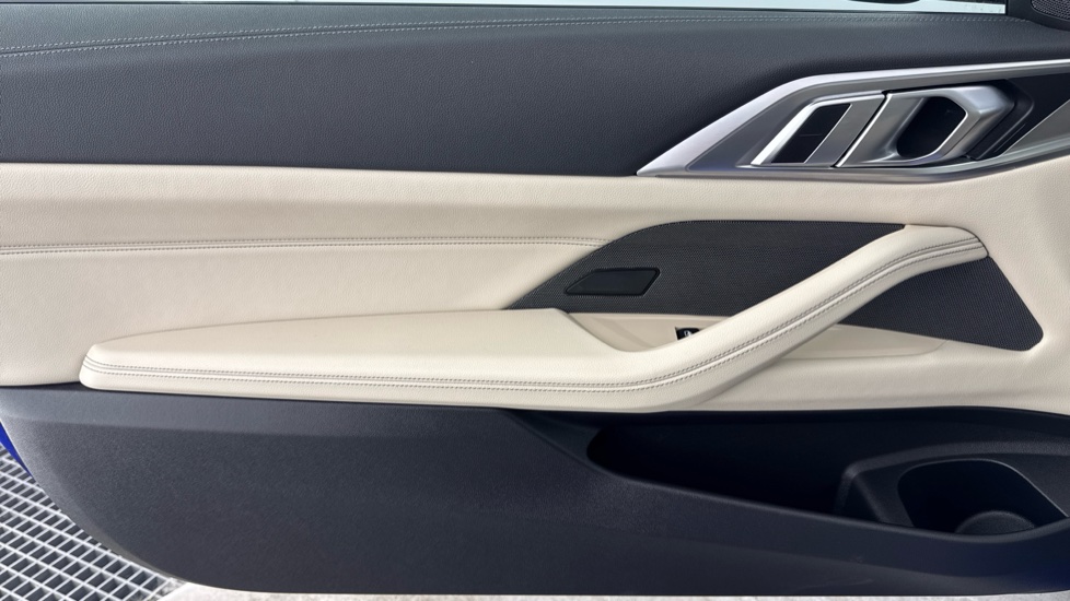BMW 4 Series 420i M Sport 2dr Step Auto Petrol Convertible - Image 31