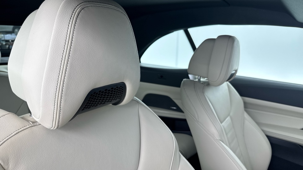 BMW 4 Series 420i M Sport 2dr Step Auto Petrol Convertible - Image 41