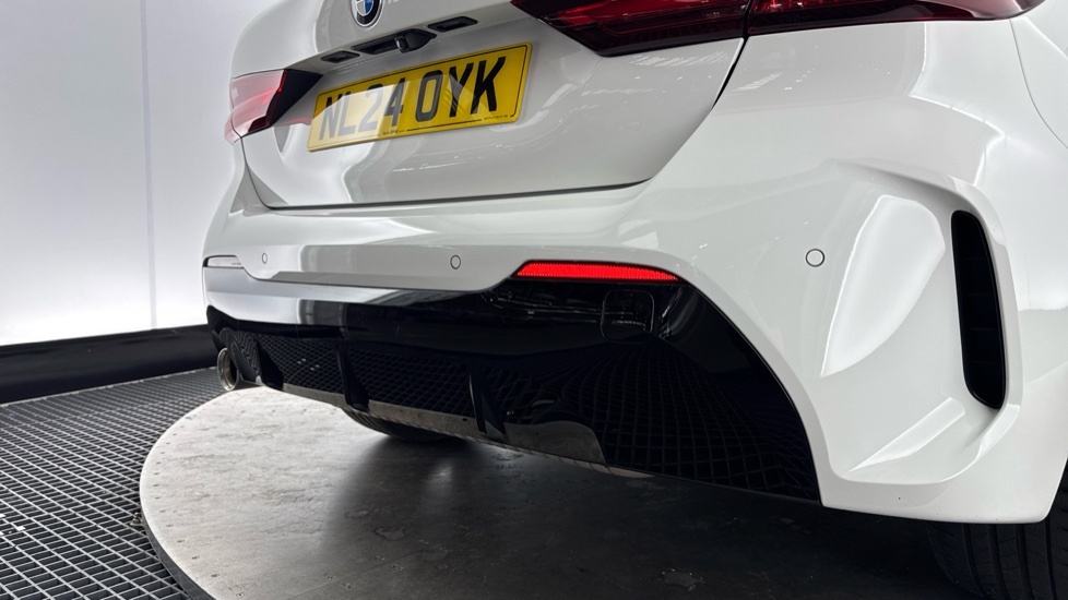 BMW 1 Series 118i [136] M Sport 5dr Step Auto [LCP] Petrol Hatchback - Image 25