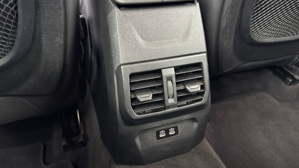 BMW 1 Series 118i [136] M Sport 5dr Step Auto [LCP] Petrol Hatchback - Image 41