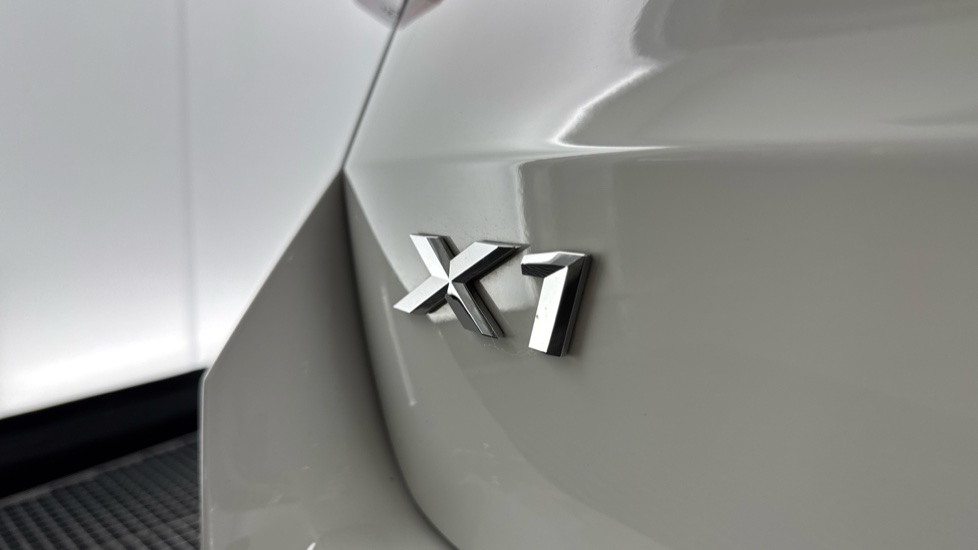 BMW X1 xDrive 23i MHT M Sport 5dr Step Auto Petrol Estate - Image 25
