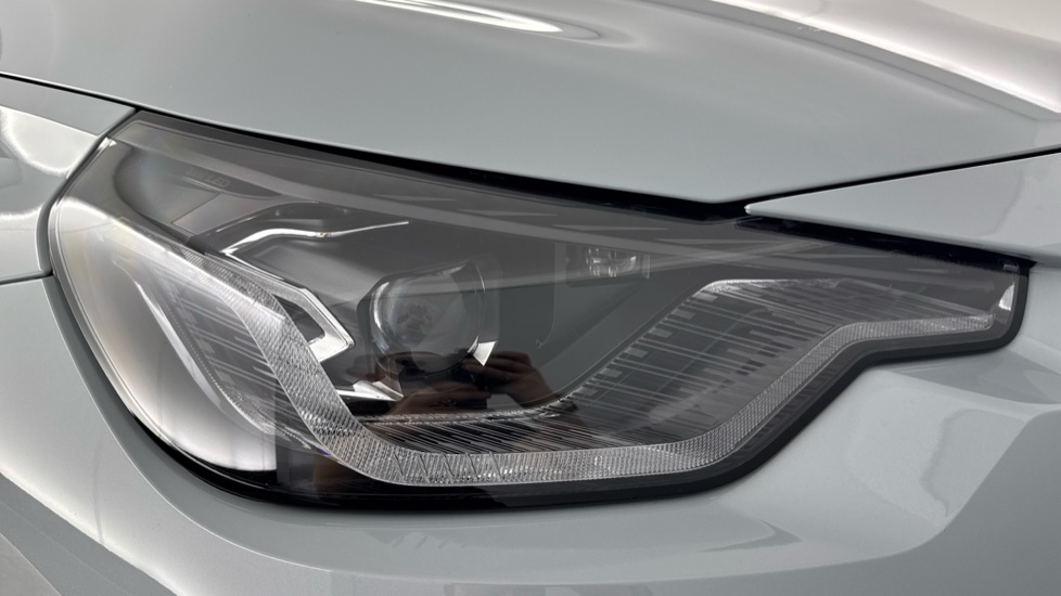 BMW 2 Series 220i M Sport 2dr Step Auto [Tech+/Pro Pack] Petrol Coupe - Image 23