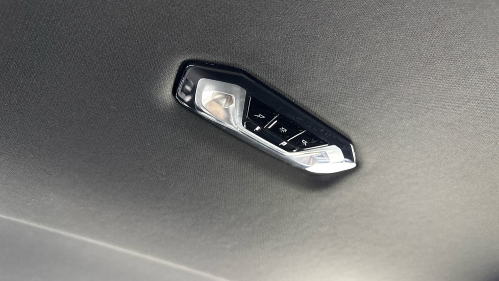 BMW 2 Series 220i M Sport 2dr Step Auto [Tech+/Pro Pack] Petrol Coupe - Image 43