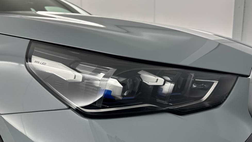BMW 5 Series 530e M Sport 4dr Auto Saloon - Image 23
