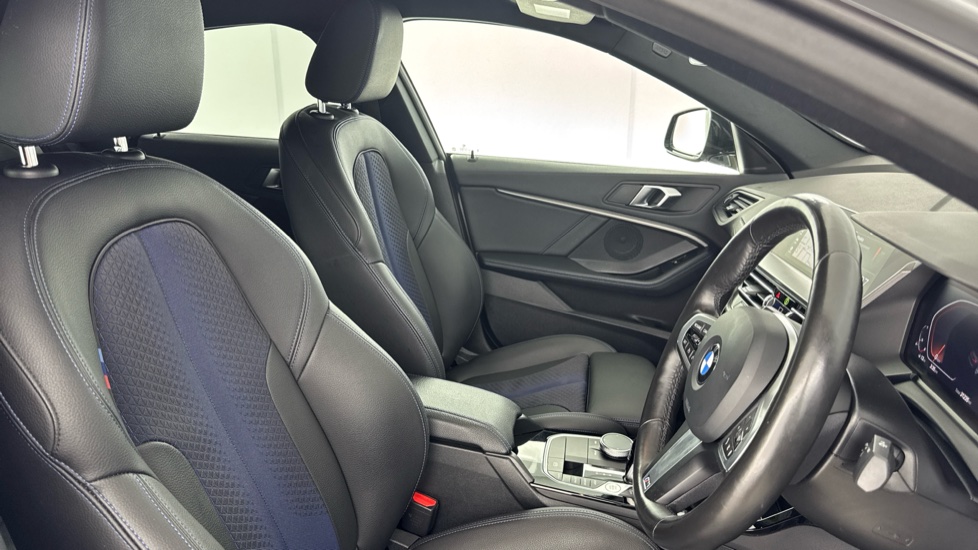 BMW 2 Series 218i [136] M Sport 4dr DCT Petrol Saloon - Image 11