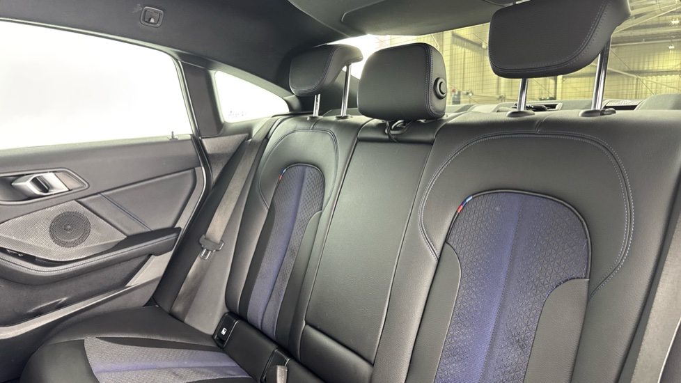 BMW 2 Series 218i [136] M Sport 4dr DCT Petrol Saloon - Image 12