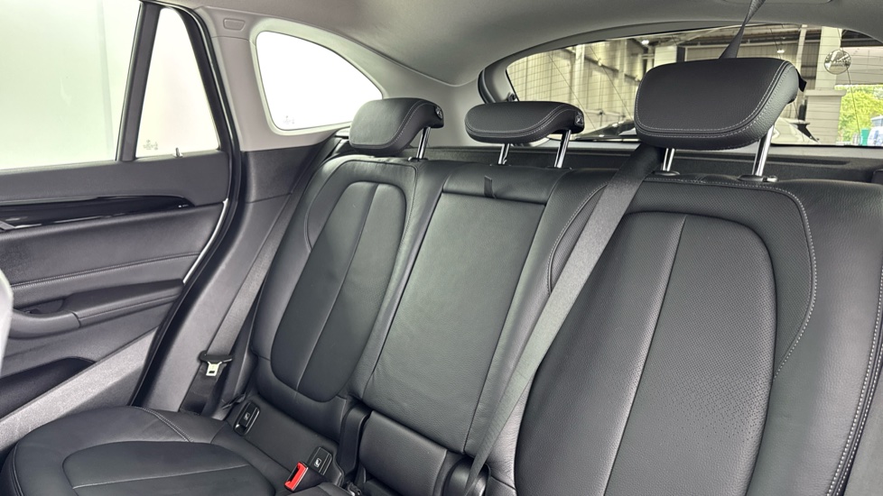BMW X1 sDrive 20i Sport 5dr Step Auto Petrol Estate - Image 12